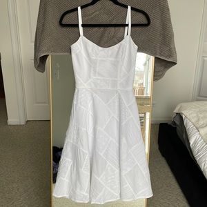 ABS white patchwork dress w tule skirt - US 2